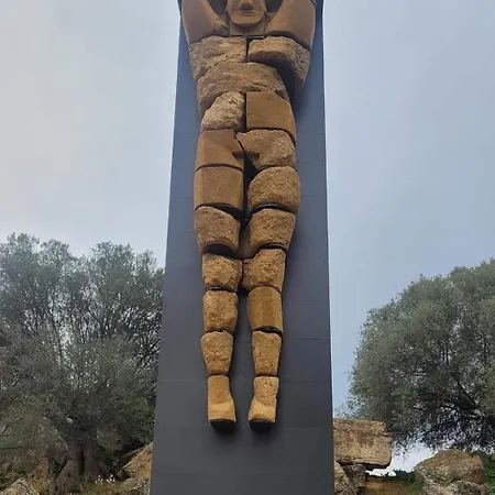 La Trinacria