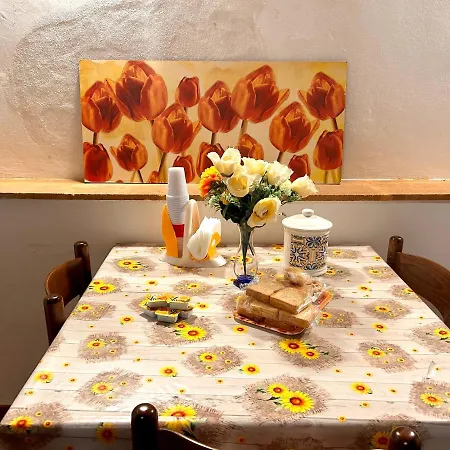 La Trinacria Apartment *